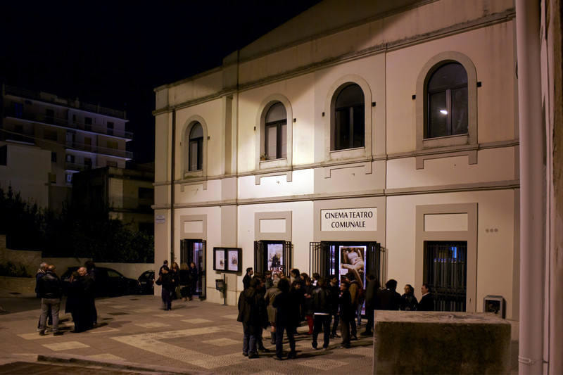 Immagine: Ingresso Teatro Comunale